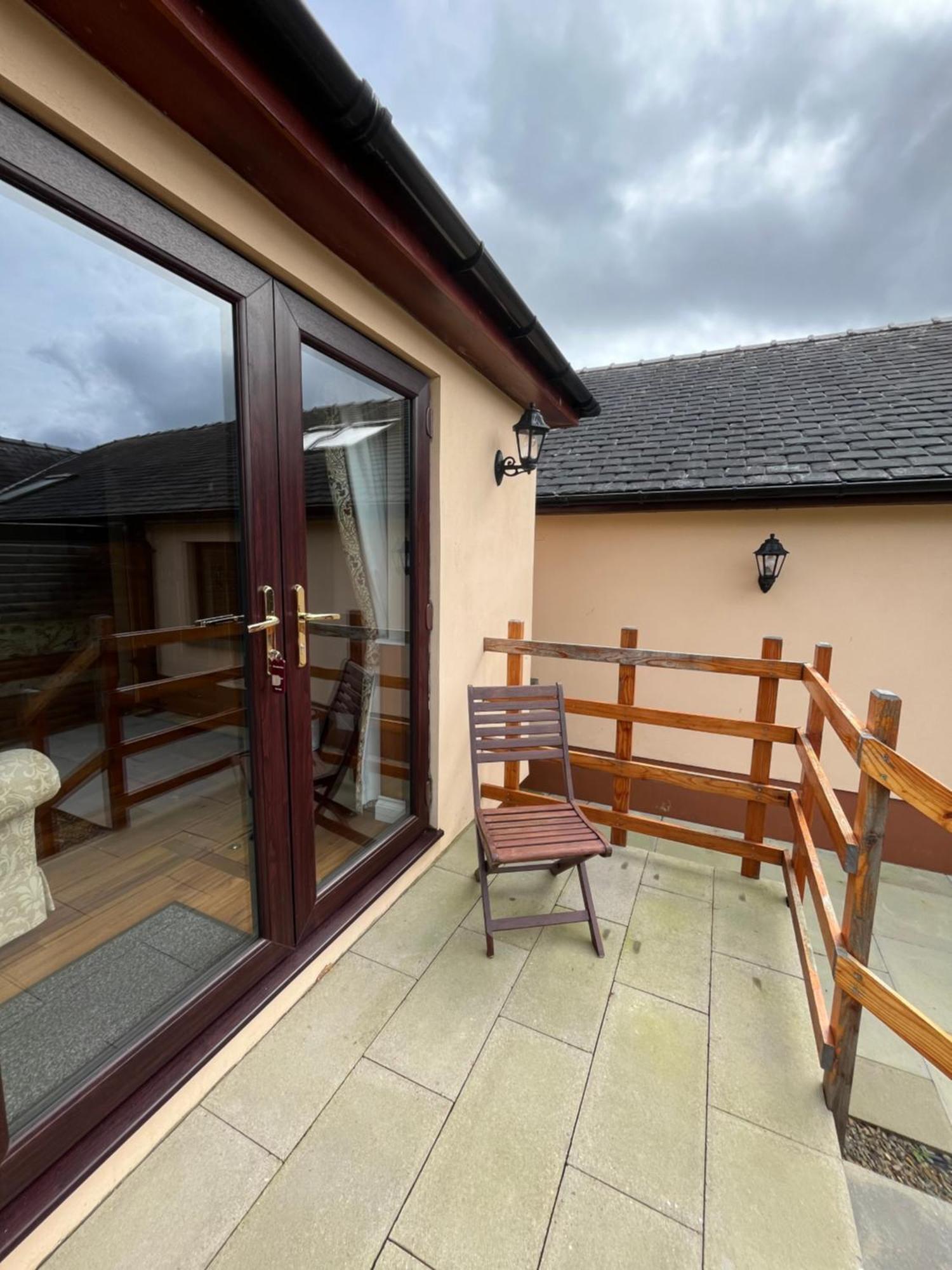 Neuadd Villa Llanwnen Exterior photo